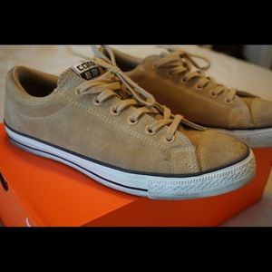 Men’s Tan Converse “Lobsters”